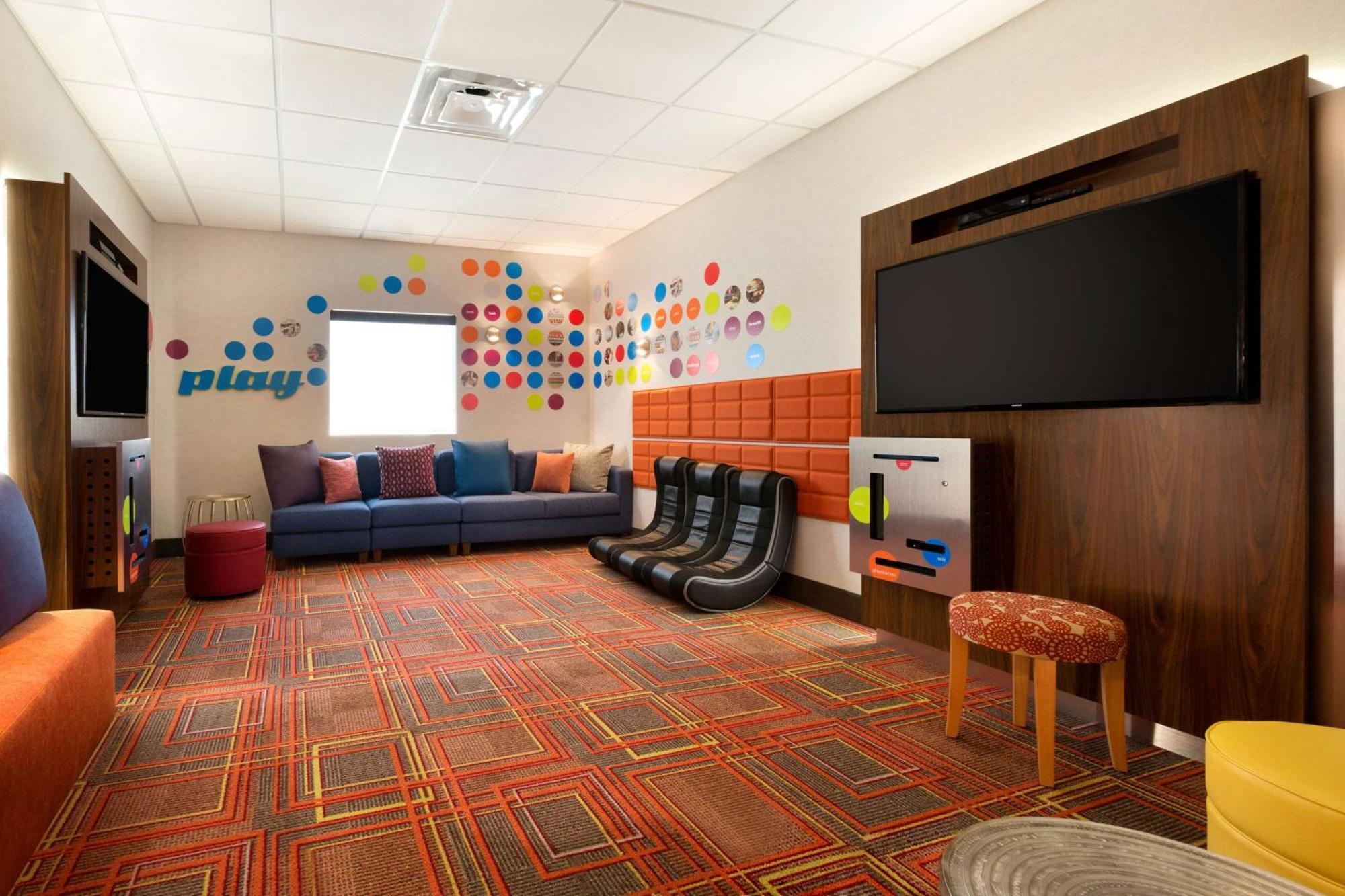 Home2 By Hilton Westgate 3* Glendale
