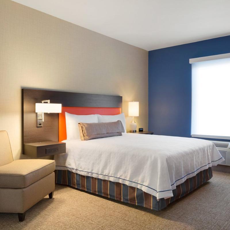 Home2 By Hilton Westgate 3*