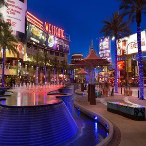 Hotel Home2 By Hilton Westgate Glendale